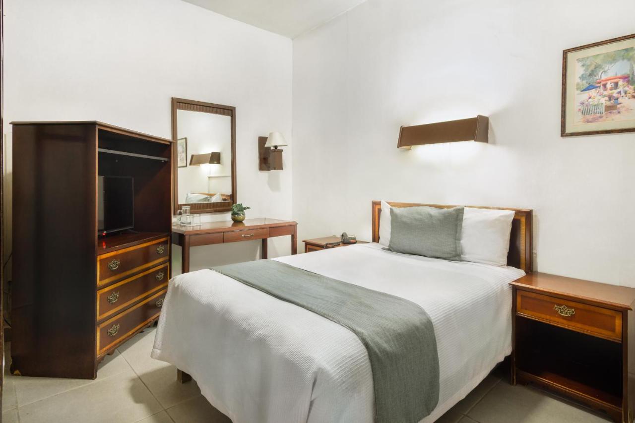 Hotel Premier Saltillo Coahuila ภายนอก รูปภาพ