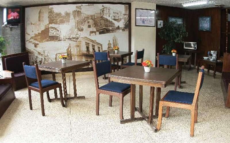 Hotel Premier Saltillo Coahuila ภายนอก รูปภาพ